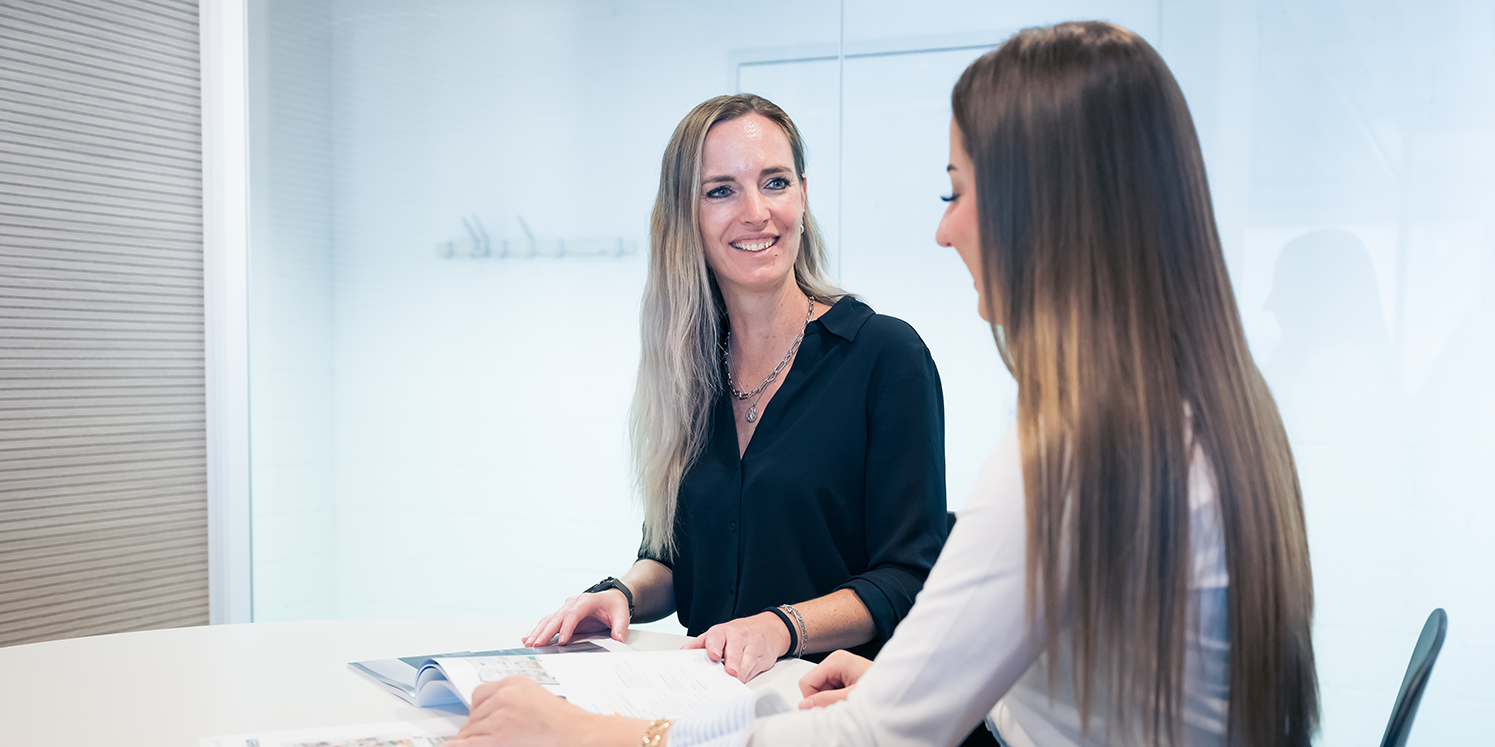 SIBIR female employees in a discussion
