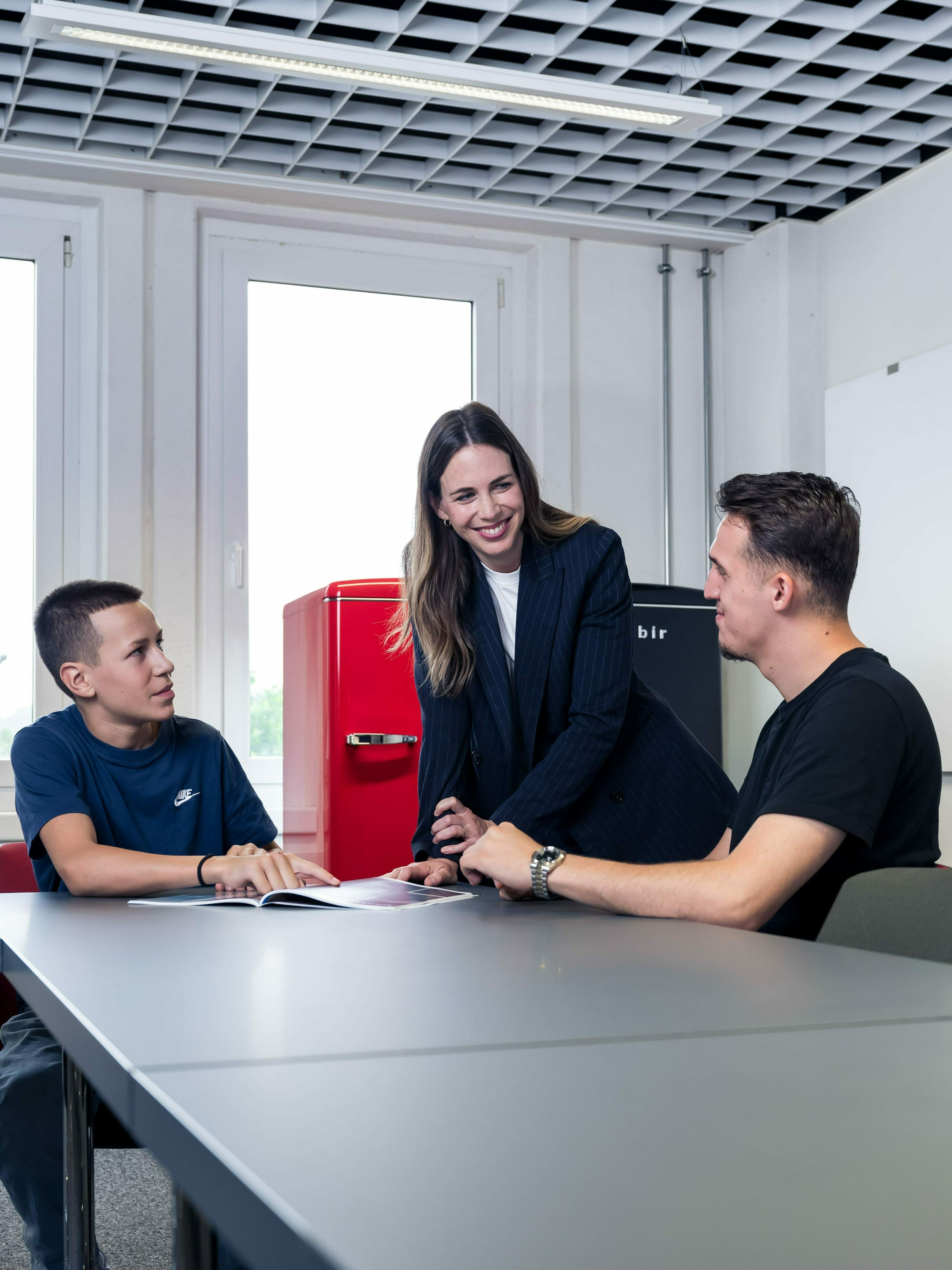 Lernende mit Berufsbildnerin